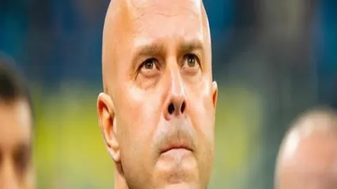 “新华社深度解读：亚冬会金牌盛宴的深层含义”