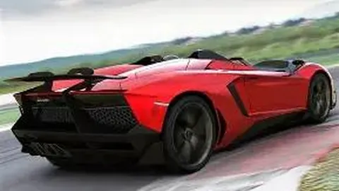 巴黎圣日耳曼门将唐纳鲁马在比赛中不幸遭遇面部踩踏伤害